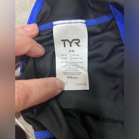 NWT TYR Women's TYR  Solid Maxfit One Piece size 36(large) Olympics style - Picture 5 of 9